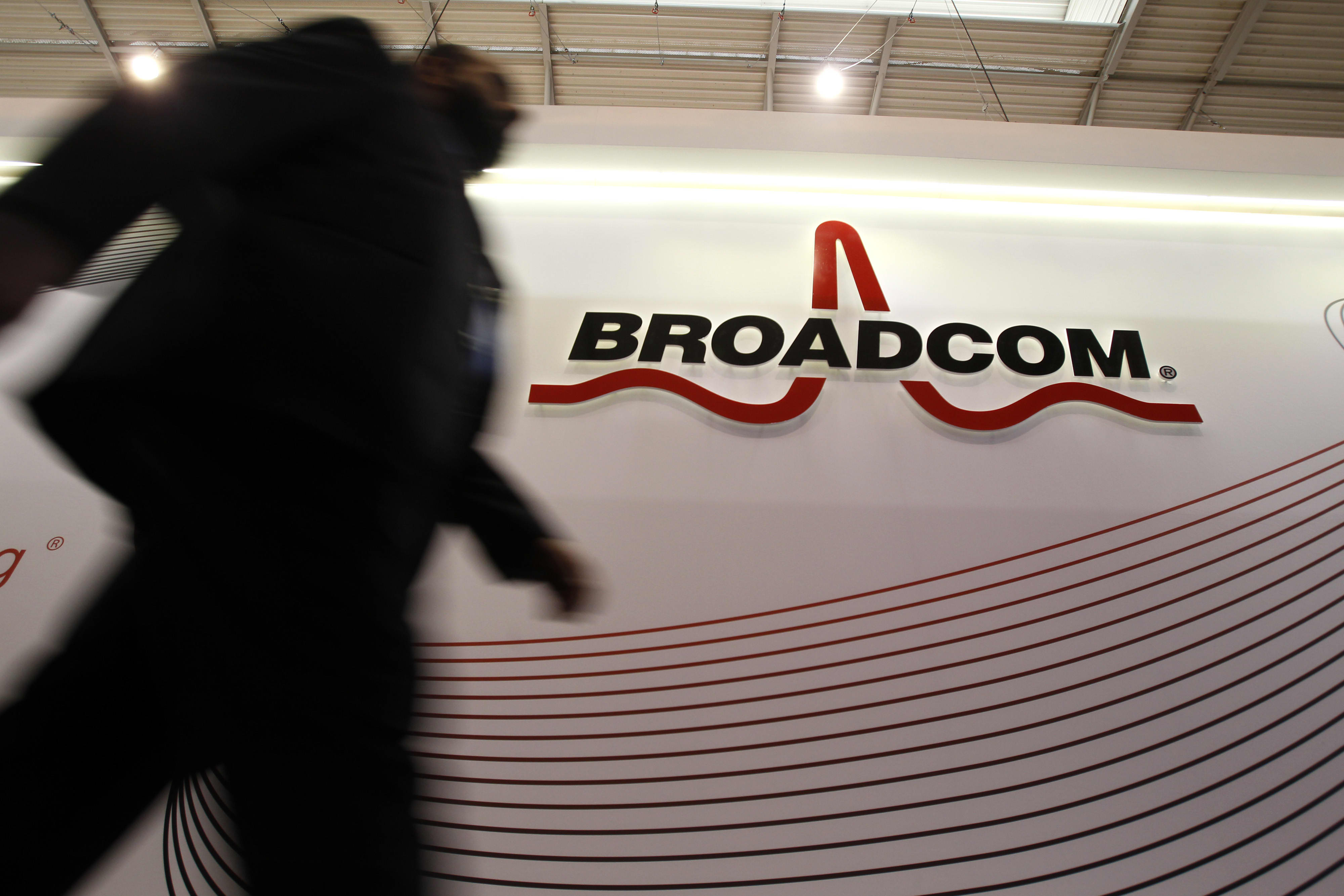 🔥 [Broadcom] Mega Bull Case Equipped! Soaring with AI Custom Chips? 🚀 - 2026.07.15