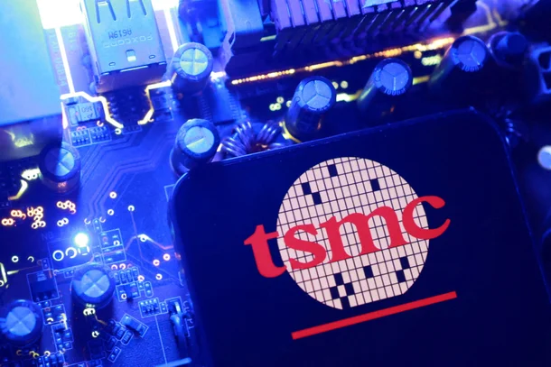 ⚖️ TSMC、パッケージング競争と拡張スピードの間で均衡 - 2026.08.04