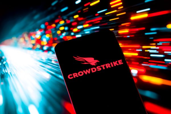 📊 クラウドストライク、AI拡張にも株価の反応はまちまち - 2026.09.02